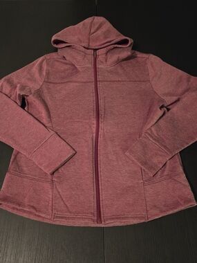 Danskins Women’s Zip-Up Hooded Jacket in Light Red Size Large